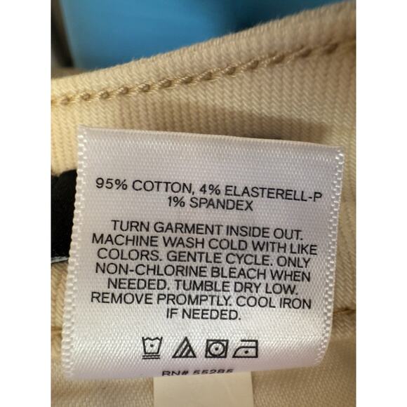 NWT Express Boyfriend Mid Rise Cream White Denim Jeans Pants Women’s Size 16 NEW - Picture 14 of 16